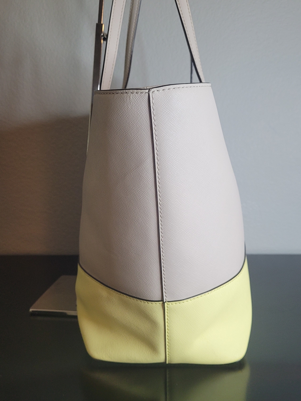 KATE SPADE Cedar Street MEDIUM HARMONY TOTE - Picture 4 of 14